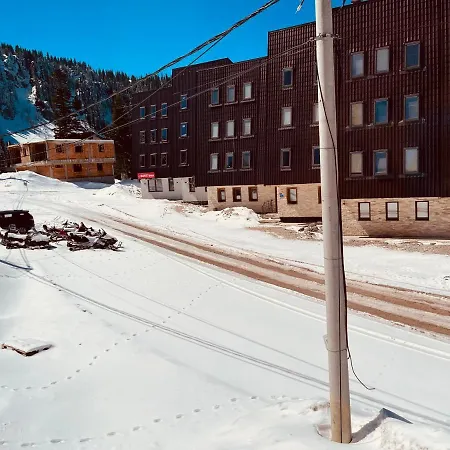 Zimska Prica アパート